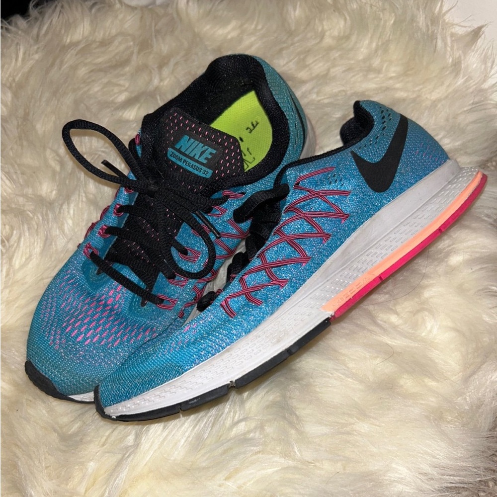 Nike Teal and Pink Athletic Sneakers